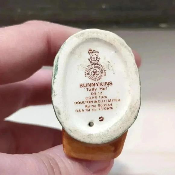 Bunnykins "Tally Ho!" - Picture 3 of 5